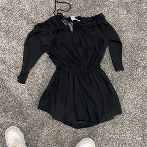 Great dress!! Very good condition.